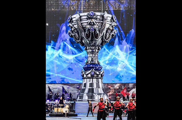 LNGvsTES首发：JackeyLove下路对决GALA 小奶油战Scout！